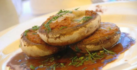 Amici Di Toni - Accommodation Newcastle 1