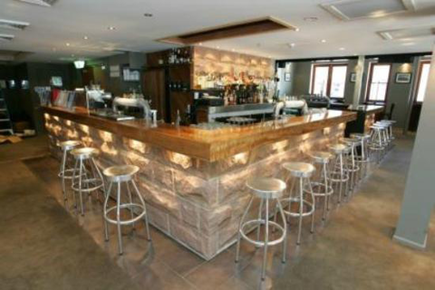 Heritage Hotel - Accommodation Newcastle 3