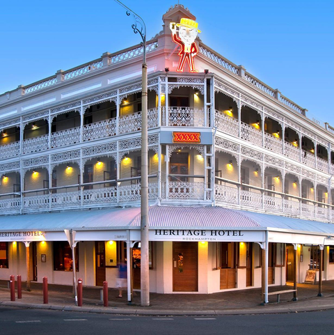 Heritage Hotel - Accommodation Newcastle 5