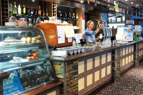 Hoppers Club - Accommodation Newcastle 8