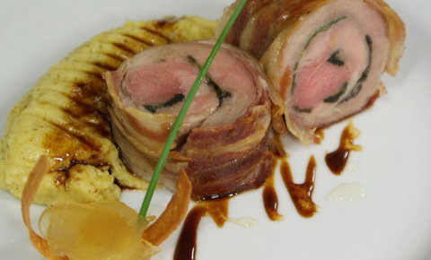 Il Lago - Accommodation Newcastle 3