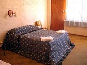 Nullarbor SA Accommodation Newcastle