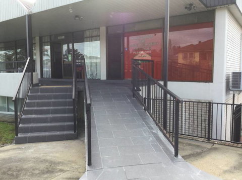 Wyoming Lantern - Accommodation Newcastle 2