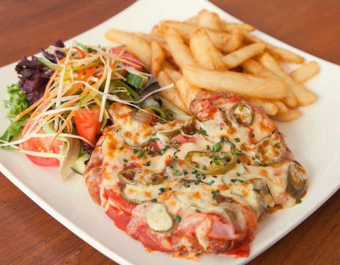 Tugun Tavern - Accommodation Newcastle 3