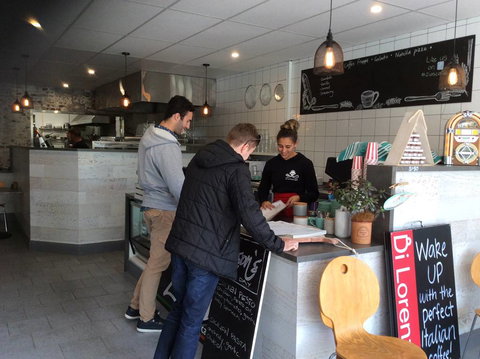 Zia’s Caffé - Accommodation Newcastle 2