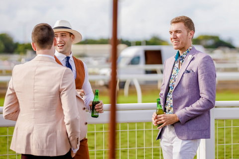 Saturday Raceday - 18 January - Accommodation Newcastle 0