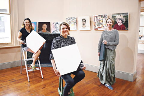 100 Barossa Artists - Accommodation Newcastle 0