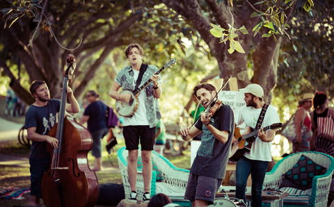 Buskers By The Lake - Accommodation Newcastle 1