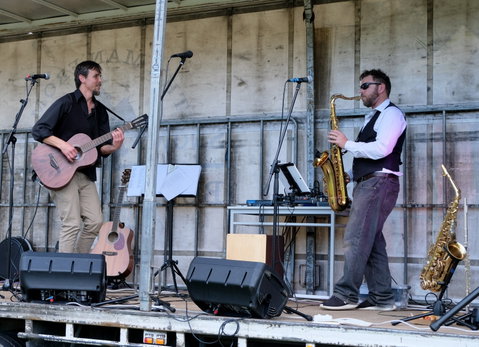 Jamming At Jingellic - Accommodation Newcastle 1