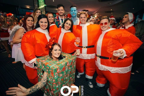 The Ultimate Sydney Christmas Eve Cruise - Accommodation Newcastle 2