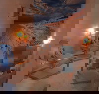 A Wild Night Out - Spring - Accommodation Newcastle