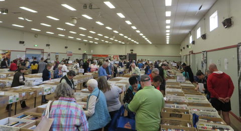Rotary Club Of Wagga Wagga - Book Fair - Accommodation Newcastle 0