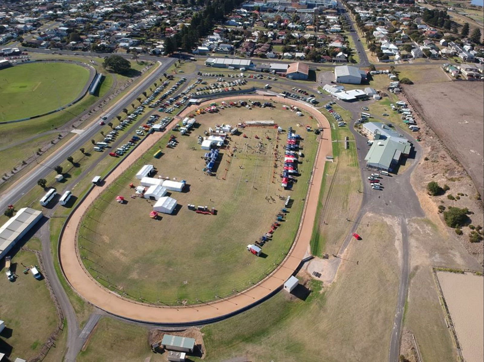 Peterborough VIC Accommodation Newcastle