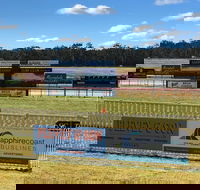 Tathra Cup Hawaiian Themed Fashions on the Field - Accommodation Newcastle