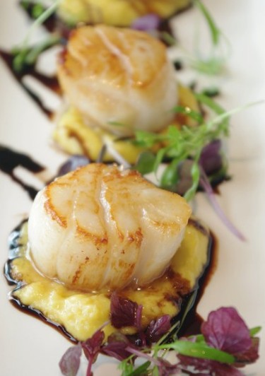 Dedes Restaurant - Accommodation Newcastle 0