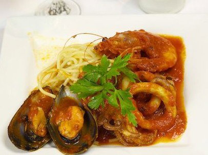 Il Bolognese - Accommodation Newcastle 2