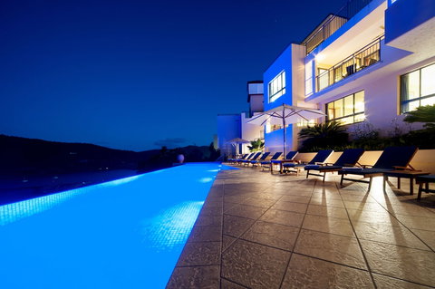 Pinnacles Resort - Accommodation Newcastle 0