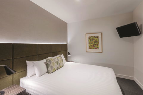 Adina Apartment Hotel Melbourne - Accommodation Newcastle 6
