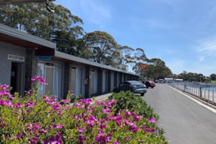 Milabena TAS Accommodation Newcastle
