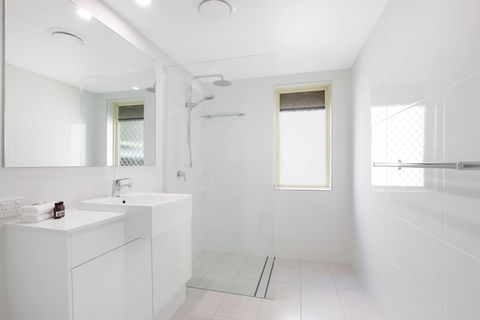 Lennox Beach Resort - Accommodation Newcastle 6