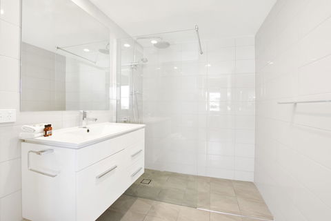Lennox Beach Resort - Accommodation Newcastle 4