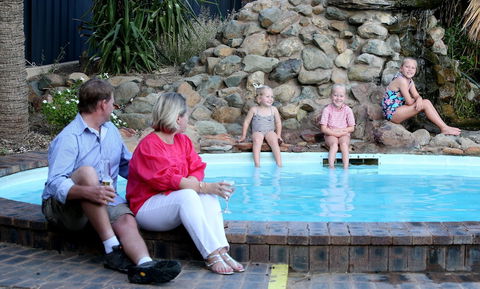 Longreach Motor Inn - Accommodation Newcastle 2