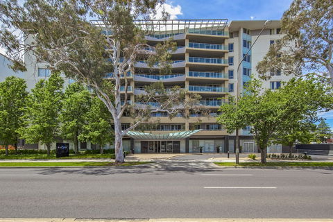 Pacific Suites Canberra - Accommodation Newcastle 2