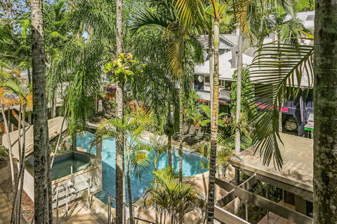 Paradise On The Beach Resort - Palm Cove - Accommodation Newcastle 5