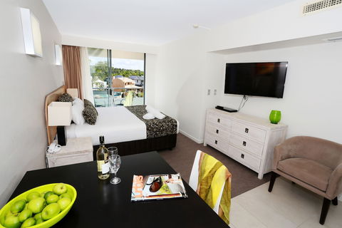 Hotel Laguna - Accommodation Newcastle 3