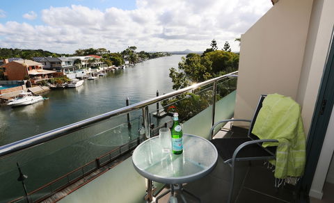 Hotel Laguna - Accommodation Newcastle 2