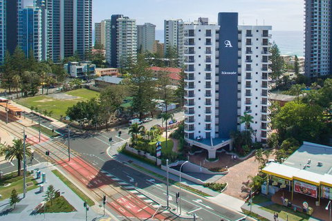 Alexander Holiday Apartments - Accommodation Newcastle 3