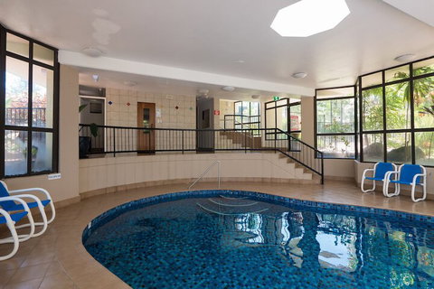 Alexander Holiday Apartments - Accommodation Newcastle 5