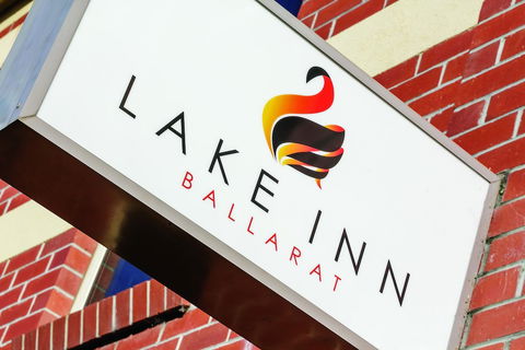 Lake Inn Ballarat - Accommodation Newcastle 1