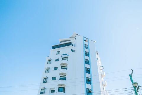 Komune - Gold Coast - Accommodation Newcastle 1