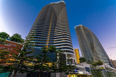 Peppers Broadbeach - Accommodation Newcastle 3