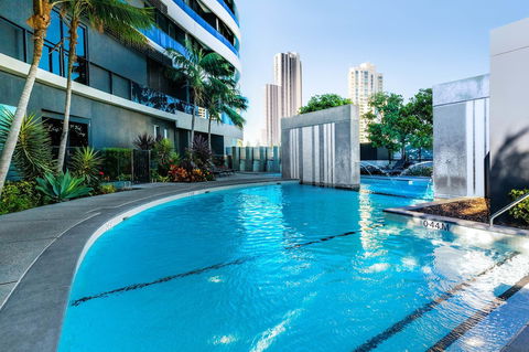 Peppers Broadbeach - Accommodation Newcastle 5