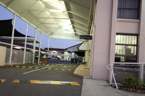 Sunnybank Star Hotel & Apartments - Accommodation Newcastle 6