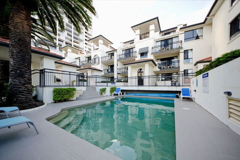 Island Beach Resort - Accommodation Newcastle 7
