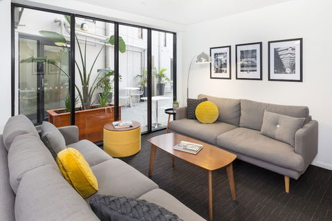 City Edge North Melbourne - Accommodation Newcastle 4