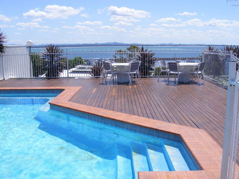 Nelson Towers Motel & Apartments - Accommodation Newcastle 0