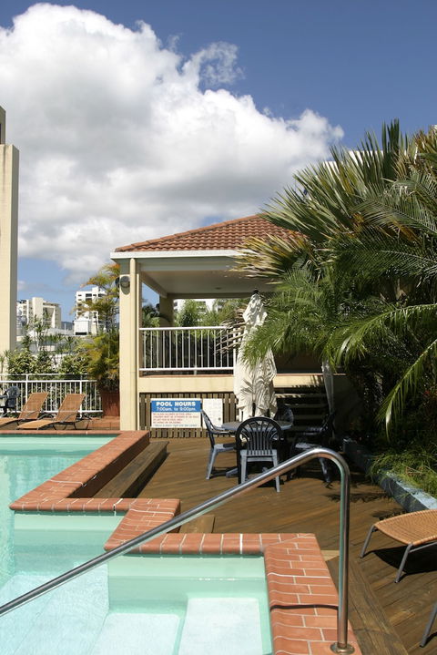 Inn Cairns Boutique Apartments - Accommodation Newcastle 2