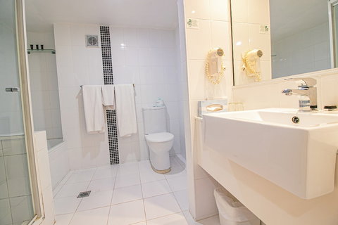 Opal Cove Resort - Accommodation Newcastle 6