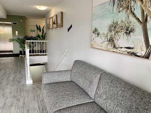 Outrigger Burleigh - Accommodation Newcastle 2