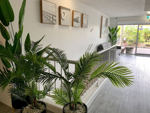 Outrigger Burleigh - Accommodation Newcastle 1