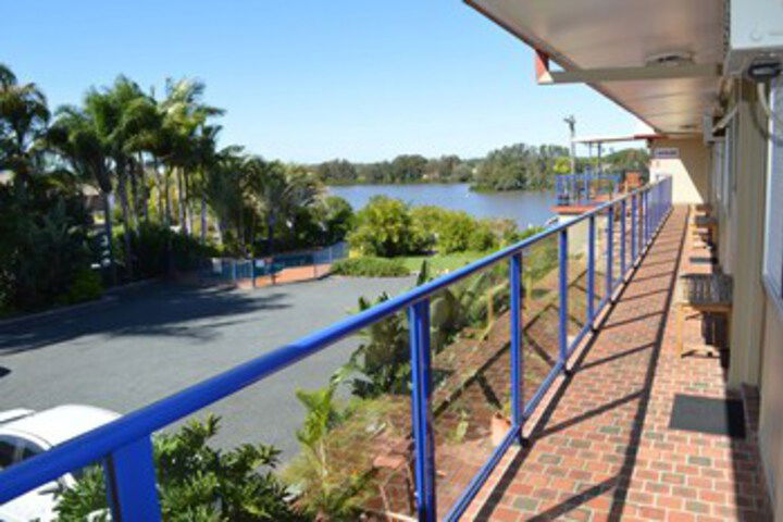 Wallabi Point NSW Accommodation Newcastle