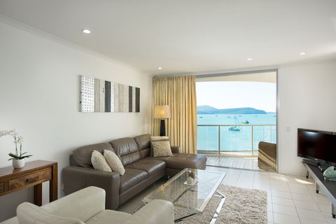 At Marina Shores - Accommodation Newcastle 6