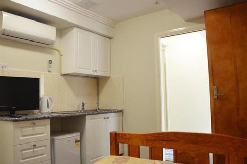 Cooper Lodge Hotel - Accommodation Newcastle 5