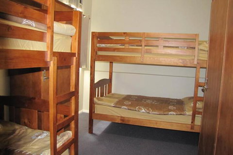 Cooper Lodge Hotel - Accommodation Newcastle 2