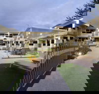 Montego Mermaid Beach Motel - Accommodation Newcastle