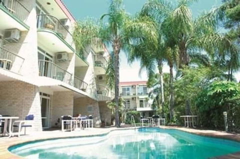 Bombora Resort - Accommodation Newcastle 2